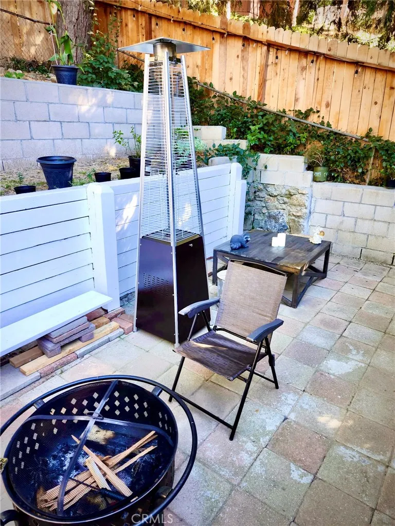 445 Redwood Drive Crestline, CA 92322