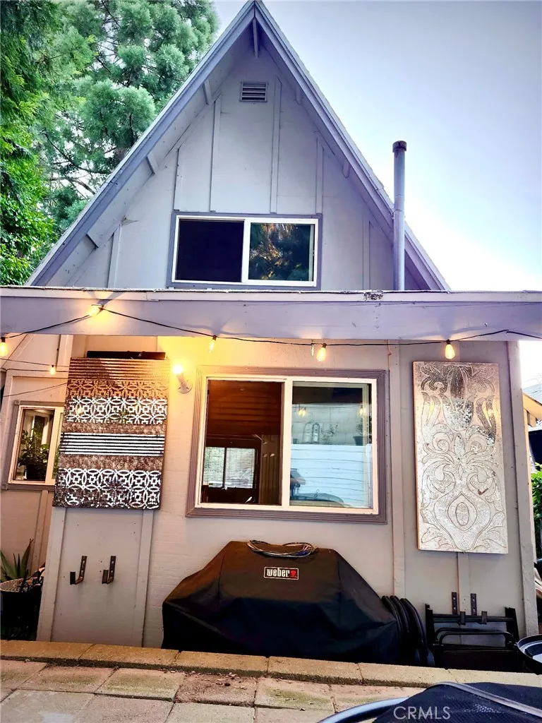 445 Redwood Drive Crestline, CA 92322