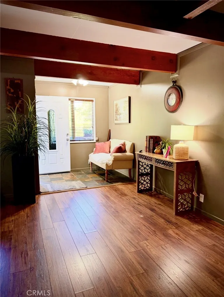 445 Redwood Drive Crestline, CA 92322