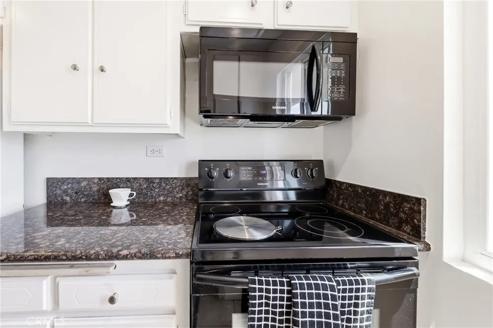 400 Acacia #c 39 Fullerton, CA 92831