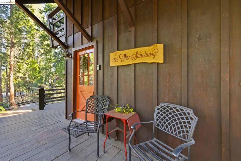 1273 Lilac Dr Arnold, CA 95223