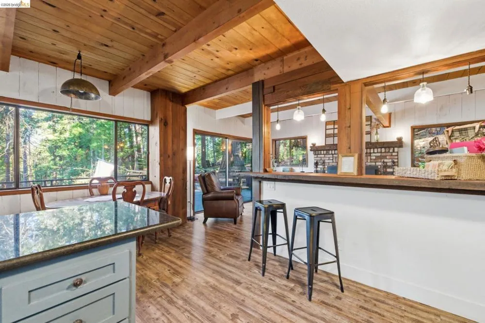 1273 Lilac Dr Arnold, CA 95223