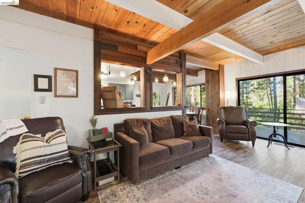 1273 Lilac Dr Arnold, CA 95223
