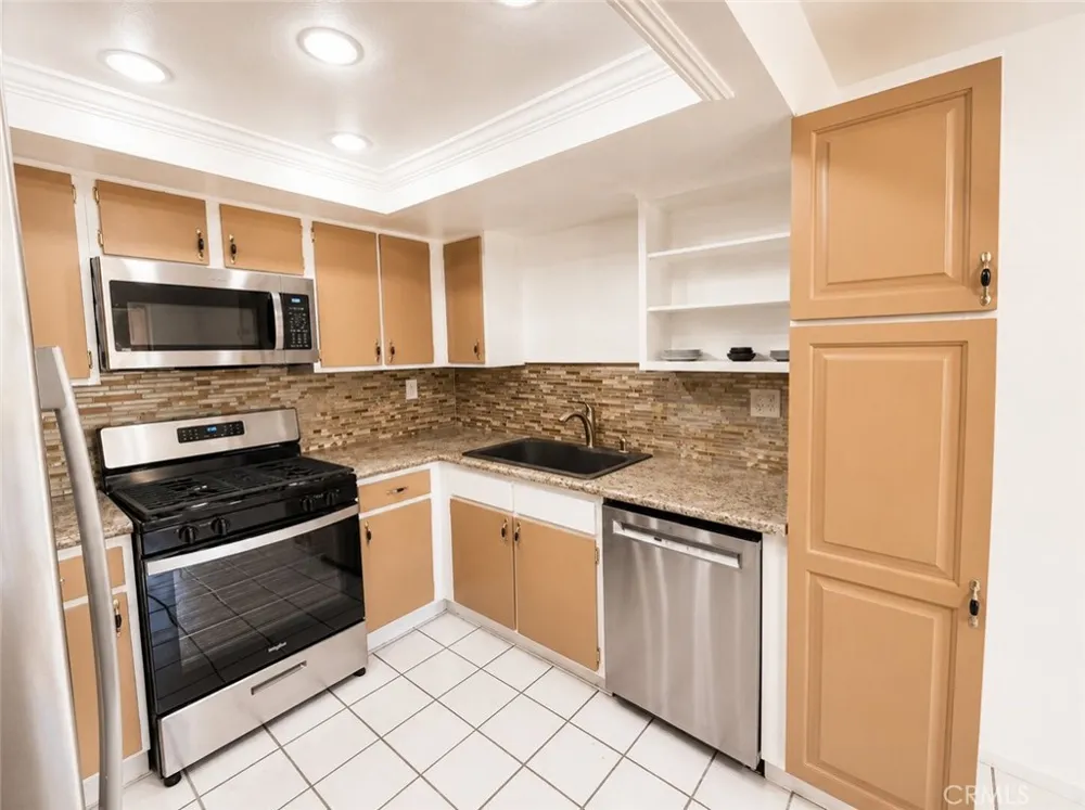 1849 E Avenue J4 Lancaster, CA 93535