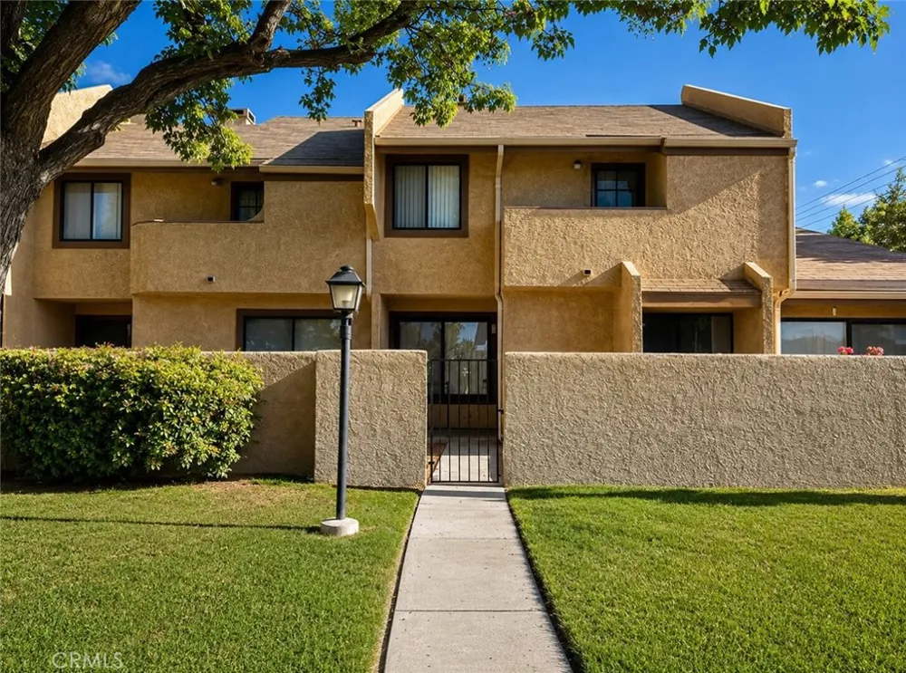 1849 E Avenue J4 Lancaster, CA 93535