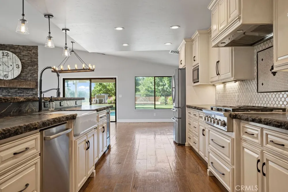 2698 E South Bear Creek Merced, CA 95340