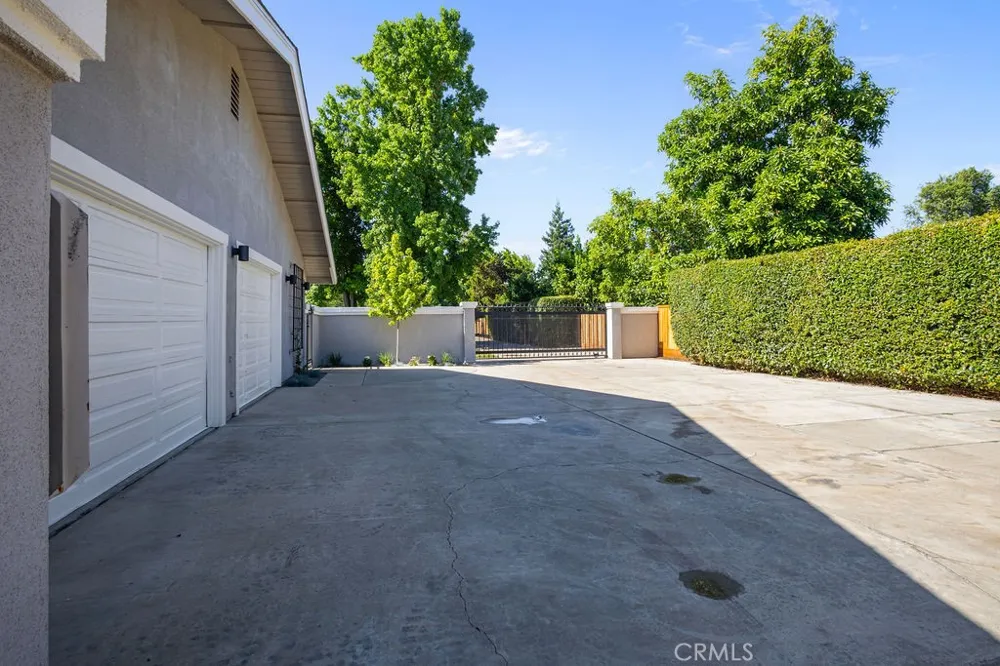 2698 E South Bear Creek Merced, CA 95340