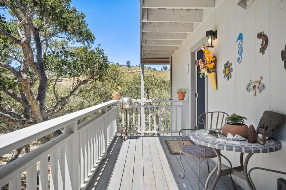 471 Country Club Drive Carmel Valley, CA 93924