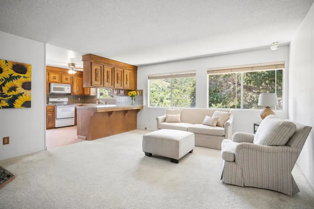 471 Country Club Drive Carmel Valley, CA 93924