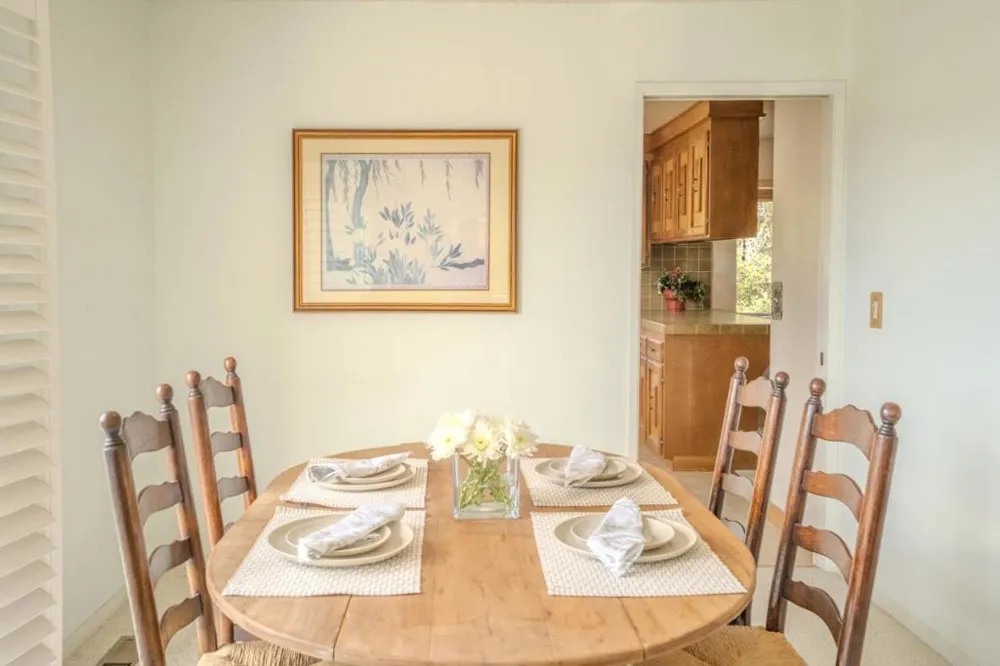471 Country Club Drive Carmel Valley, CA 93924
