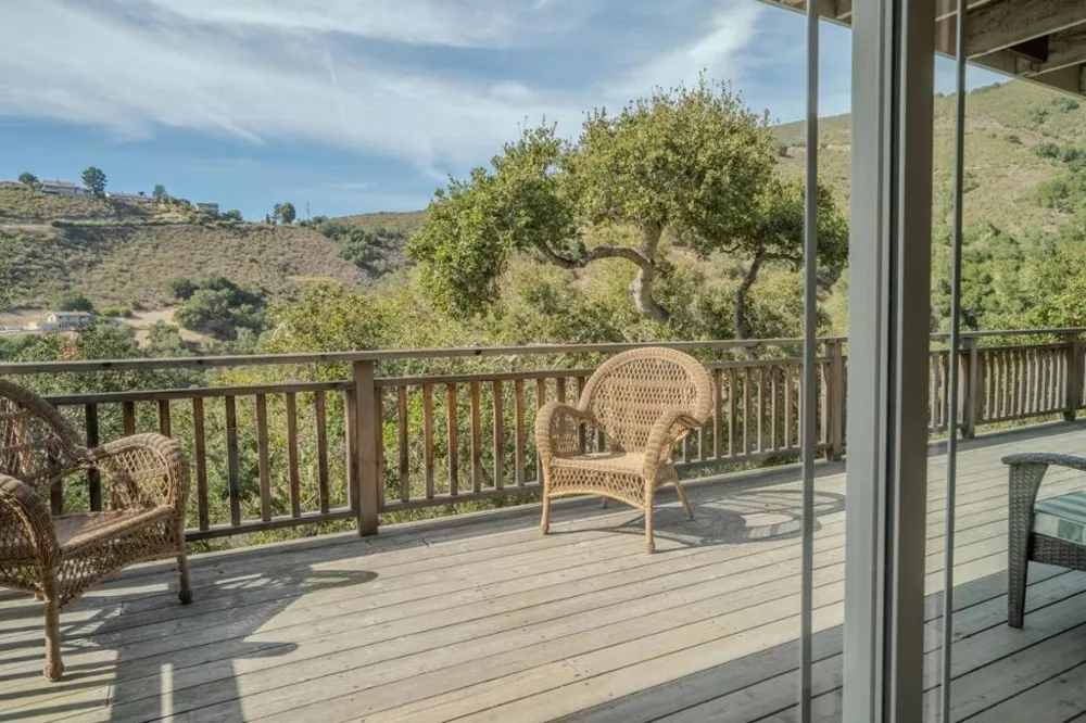 471 Country Club Drive Carmel Valley, CA 93924