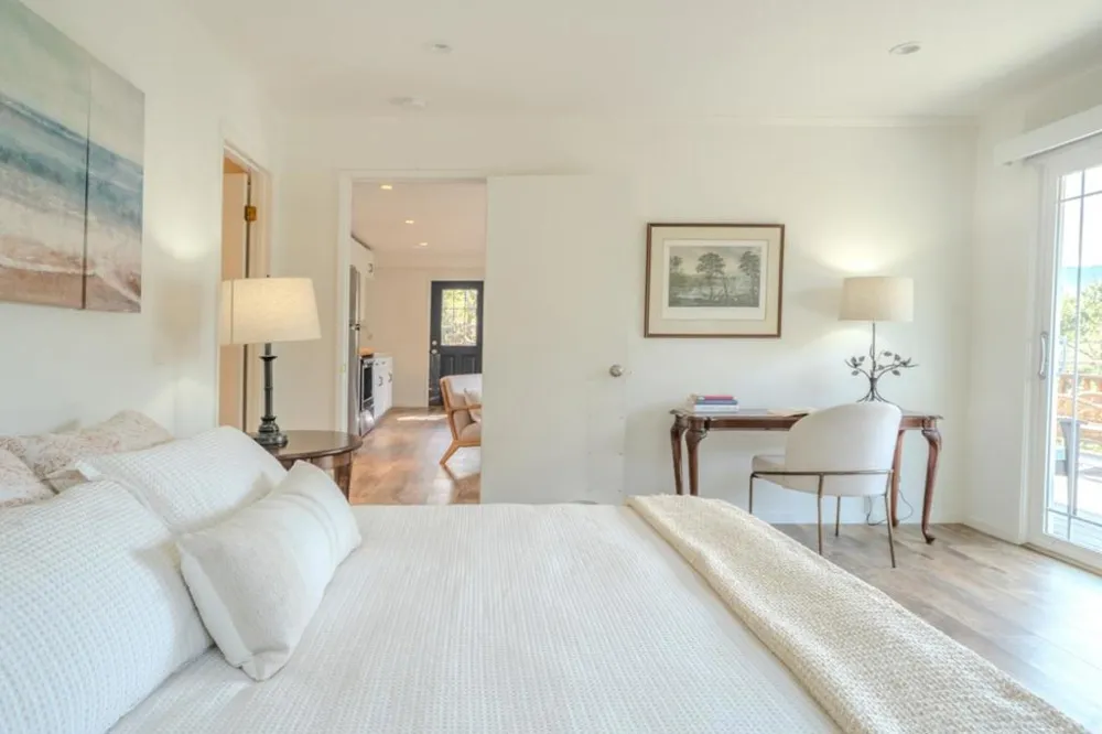 471 Country Club Drive Carmel Valley, CA 93924