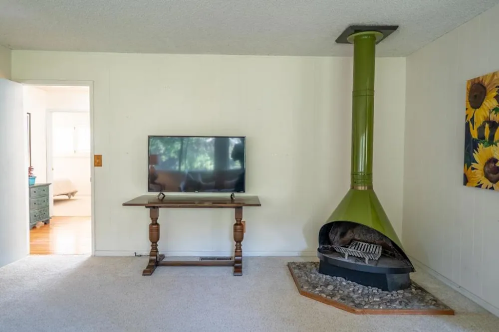 471 Country Club Drive Carmel Valley, CA 93924