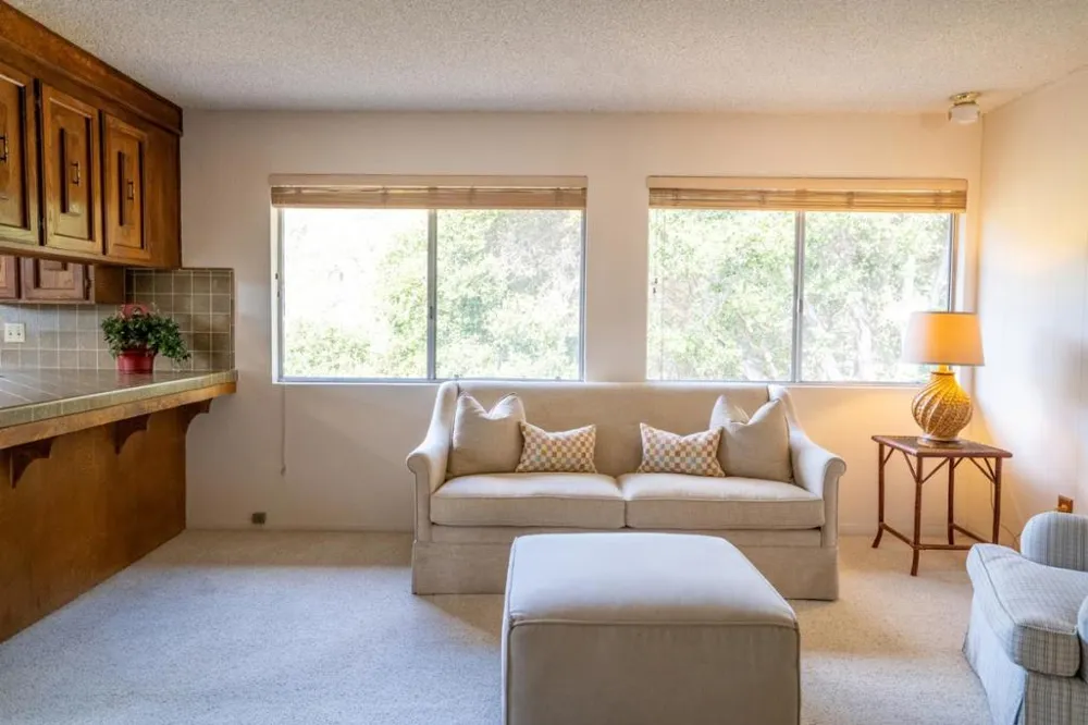 471 Country Club Drive Carmel Valley, CA 93924
