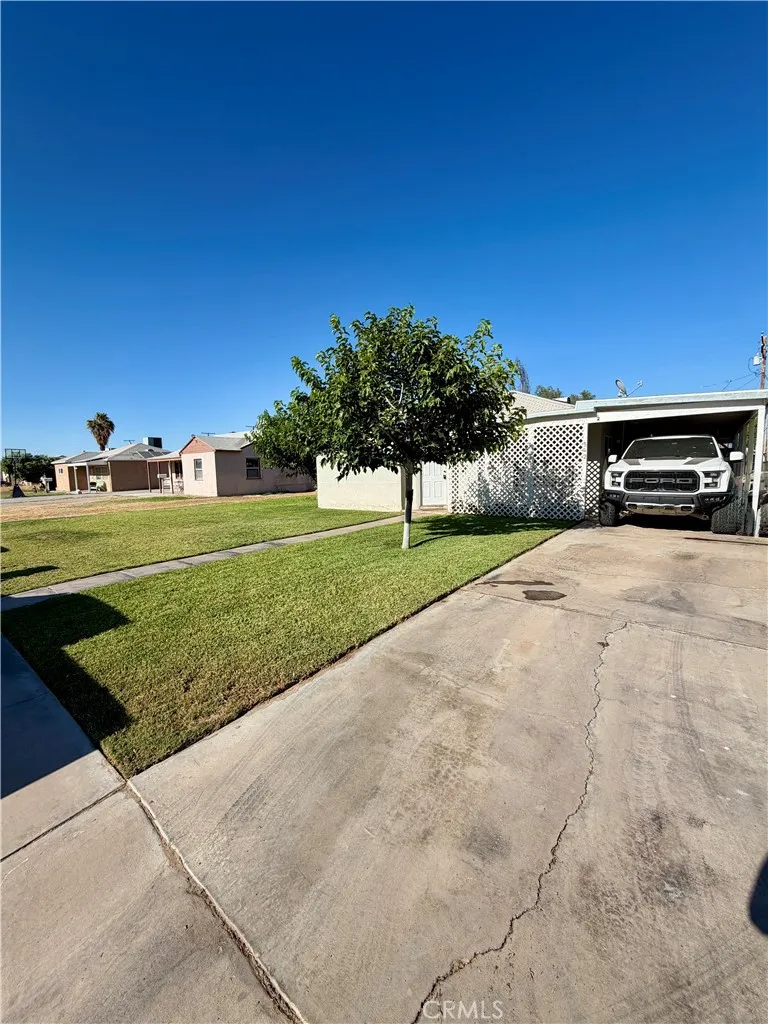 542 4th Blythe, CA 92225