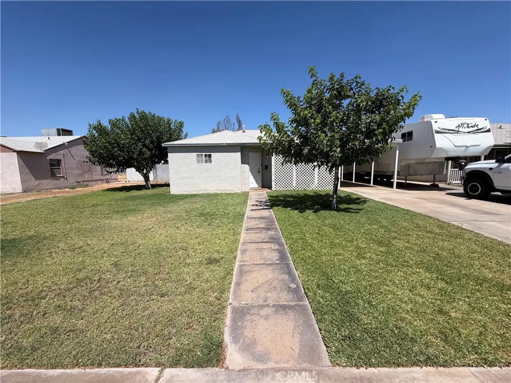 542 4th Blythe, CA 92225