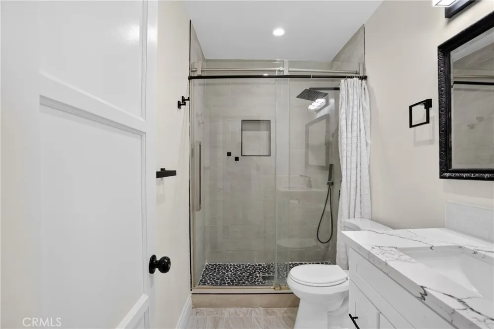 512 Lazard San Fernando, CA 91340
