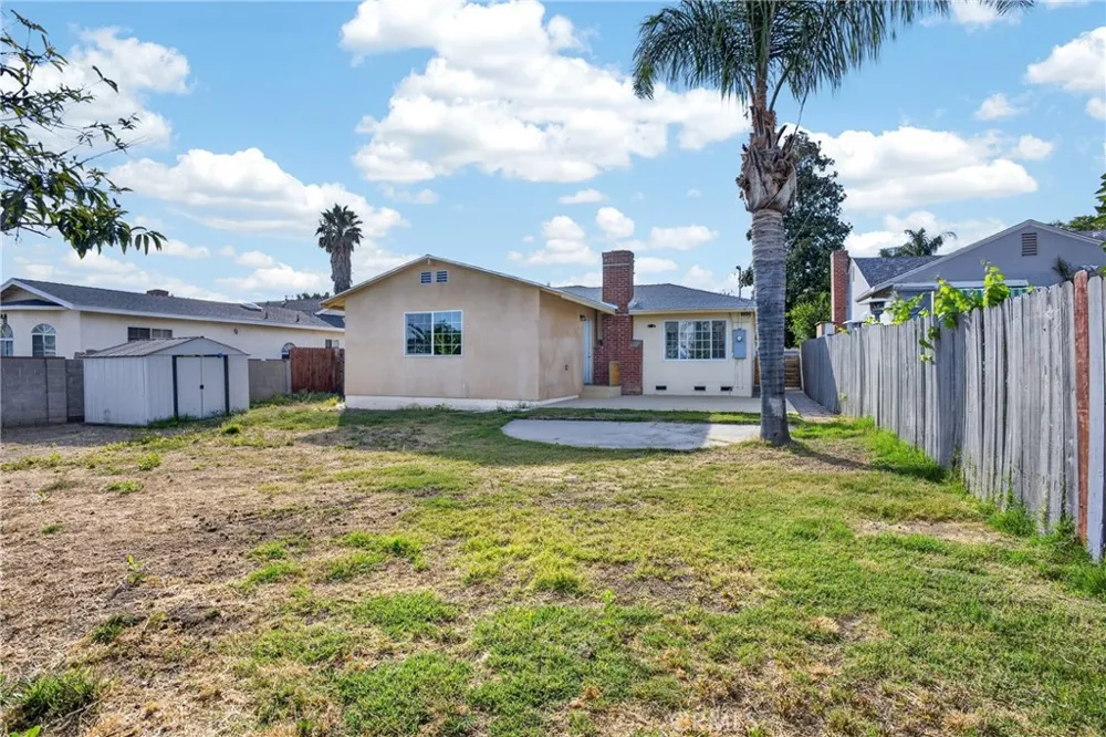 512 Lazard San Fernando, CA 91340