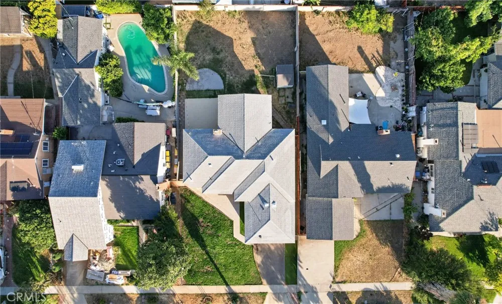 512 Lazard San Fernando, CA 91340