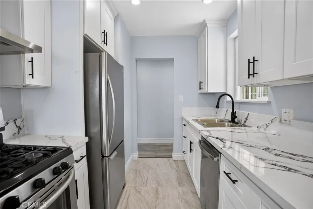 512 Lazard San Fernando, CA 91340