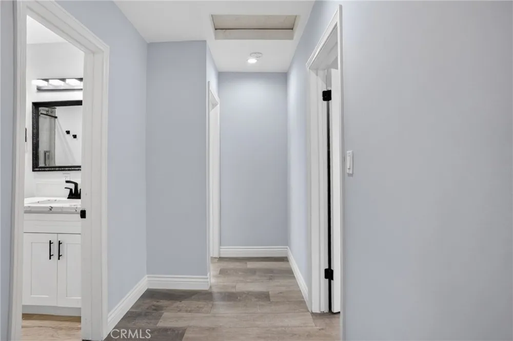 512 Lazard San Fernando, CA 91340