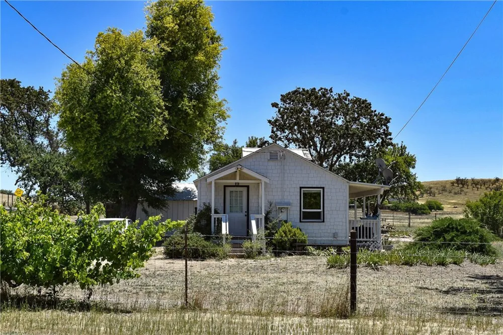 4565 S El Pomar Templeton, CA 93465