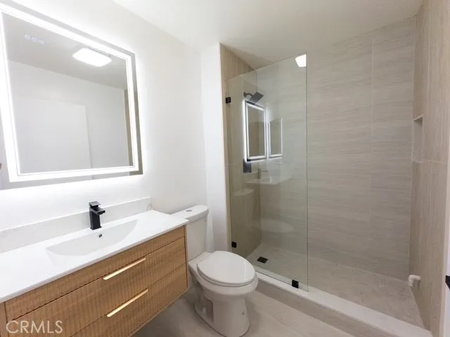 12601 Van Nuys #209 Pacoima, CA 91331
