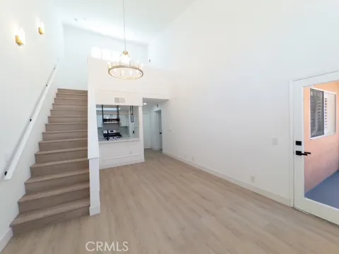 12601 Van Nuys #209