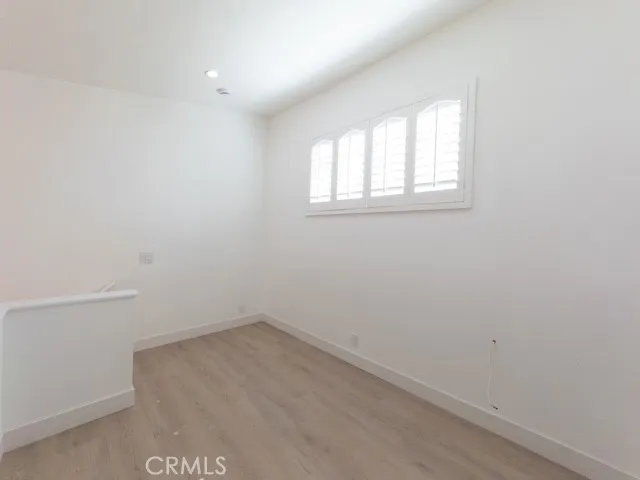 12601 Van Nuys #209 Pacoima, CA 91331