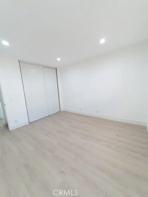 12601 Van Nuys #209 Pacoima, CA 91331