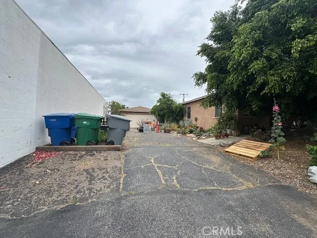 501 W Lambert La Habra, CA 90631