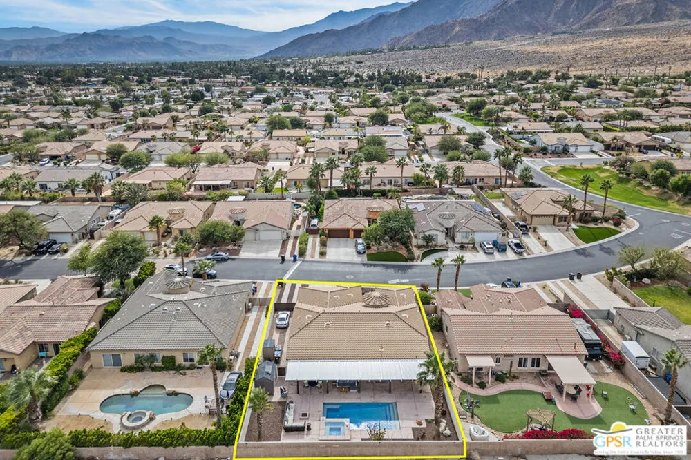 874 Summit Drive Palm Springs, CA 92262