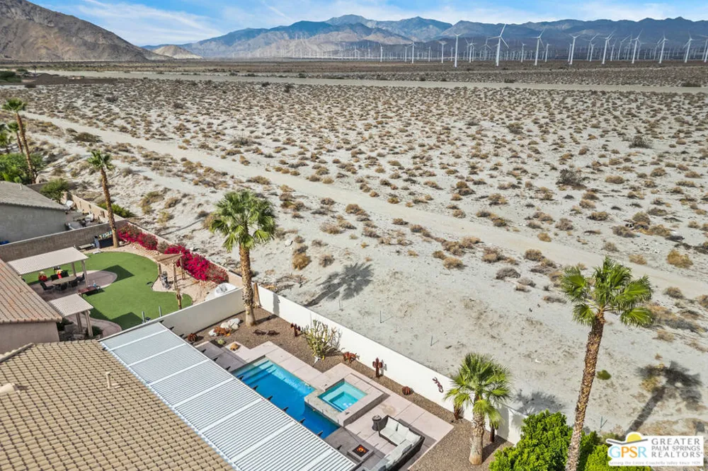 874 Summit Drive Palm Springs, CA 92262