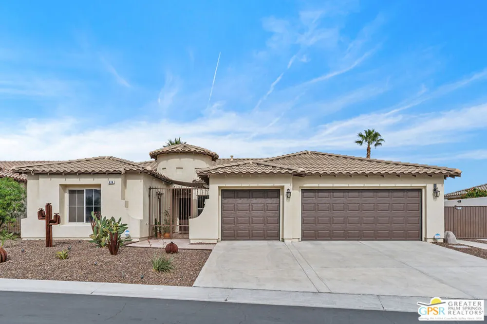 874 Summit Drive Palm Springs, CA 92262
