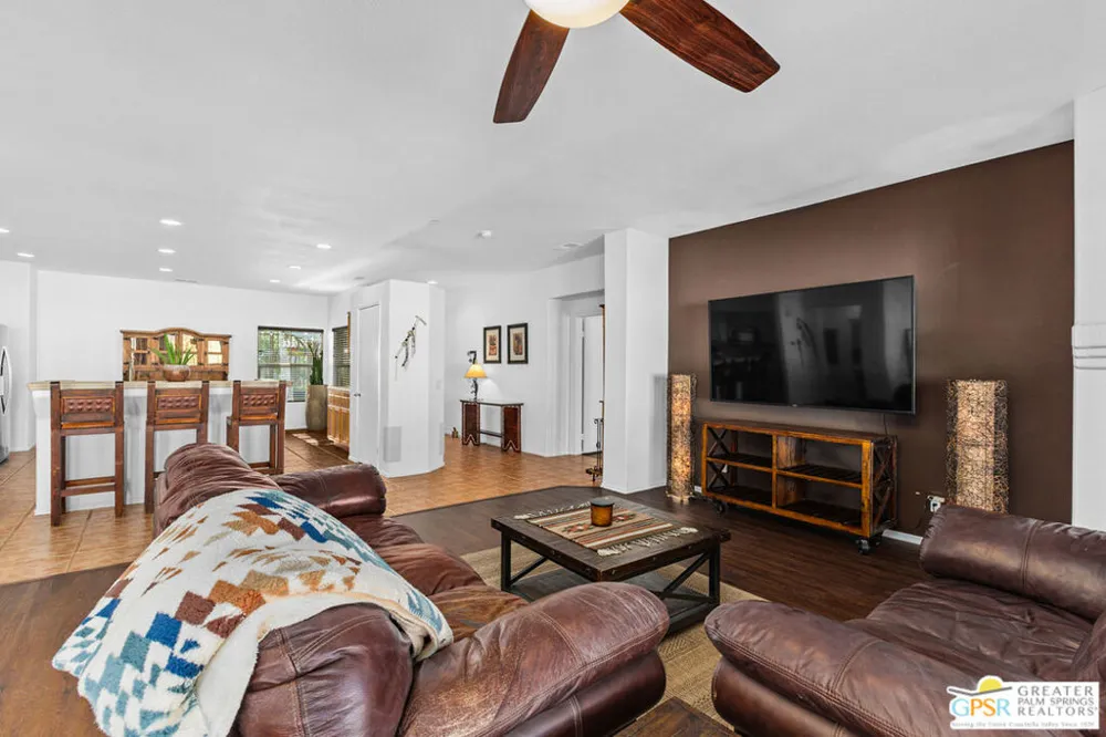 874 Summit Drive Palm Springs, CA 92262