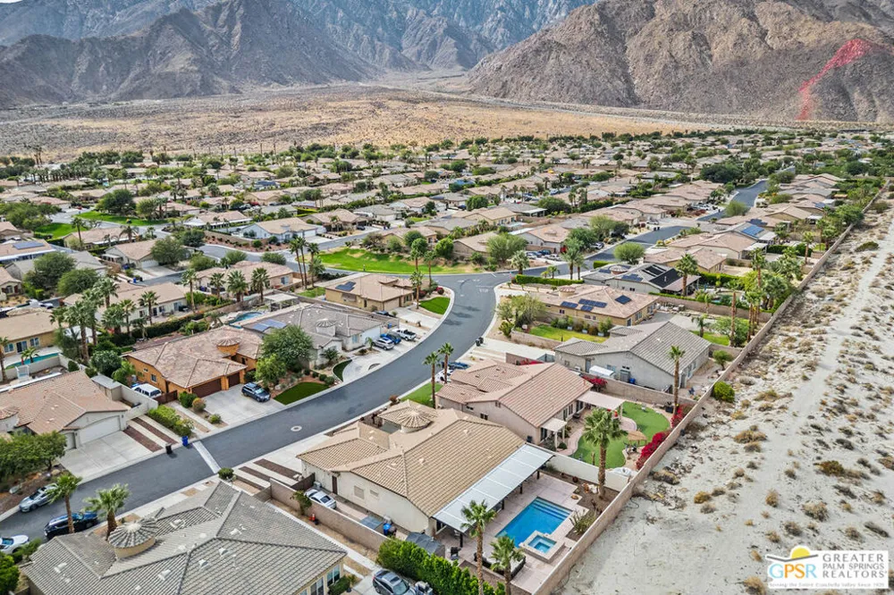 874 Summit Drive Palm Springs, CA 92262