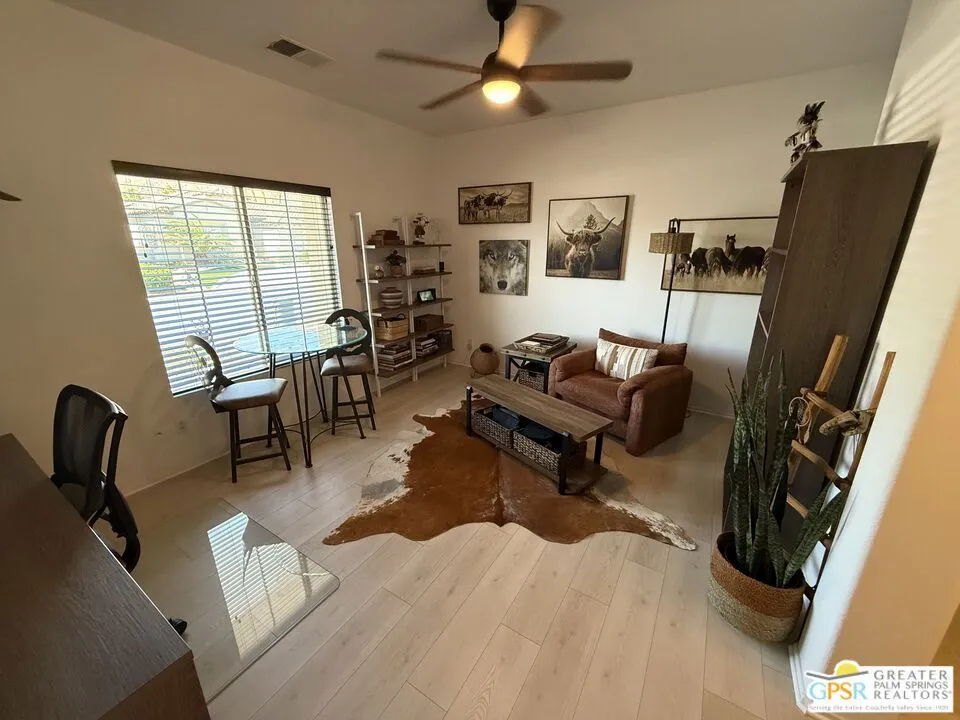 874 Summit Drive Palm Springs, CA 92262