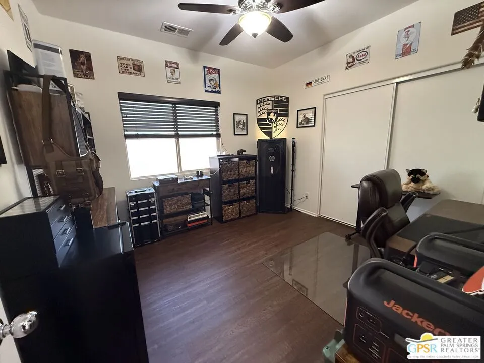 874 Summit Drive Palm Springs, CA 92262