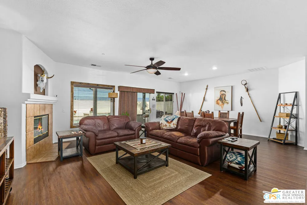 874 Summit Drive Palm Springs, CA 92262