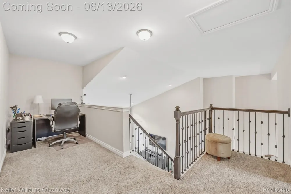 23740 Stoneleigh Drive Lyon Charter Township, MI 48178