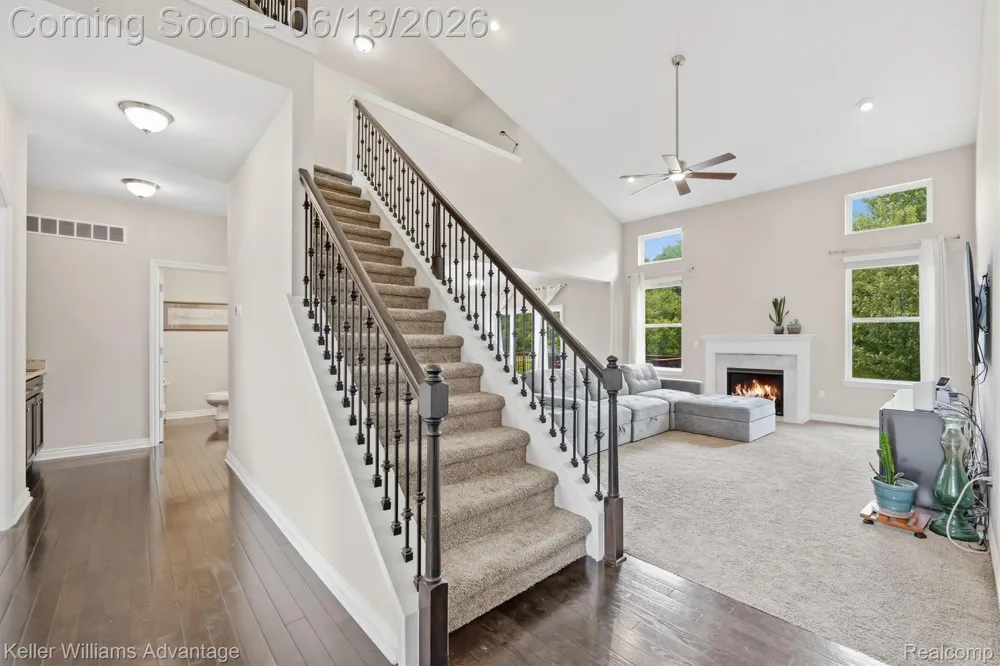 23740 Stoneleigh Drive Lyon Charter Township, MI 48178