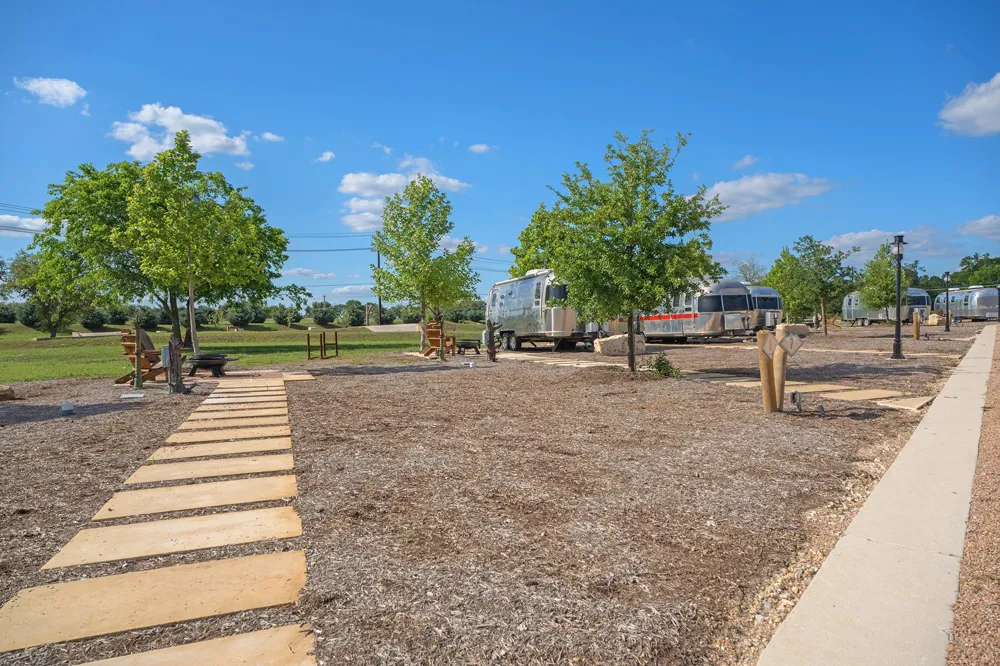 23461 FM 150 #3 Driftwood, TX 78619