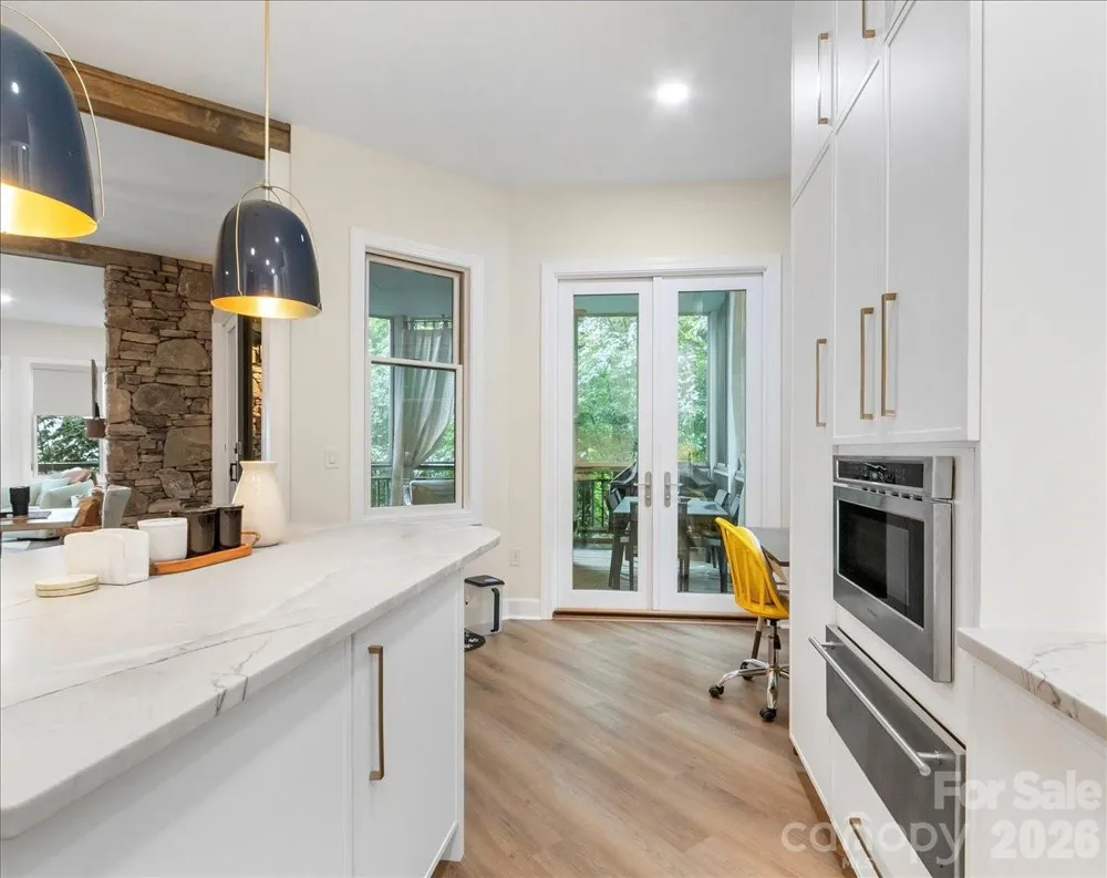 530 Andrew Banks Road #B4 Burnsville, NC 28714