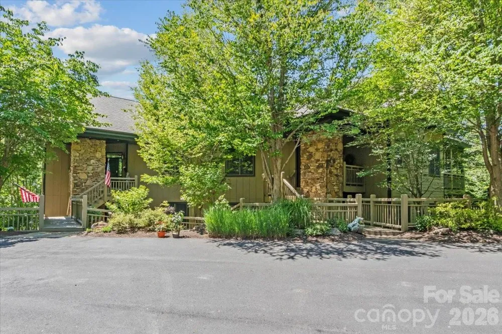 530 Andrew Banks Road #B4 Burnsville, NC 28714
