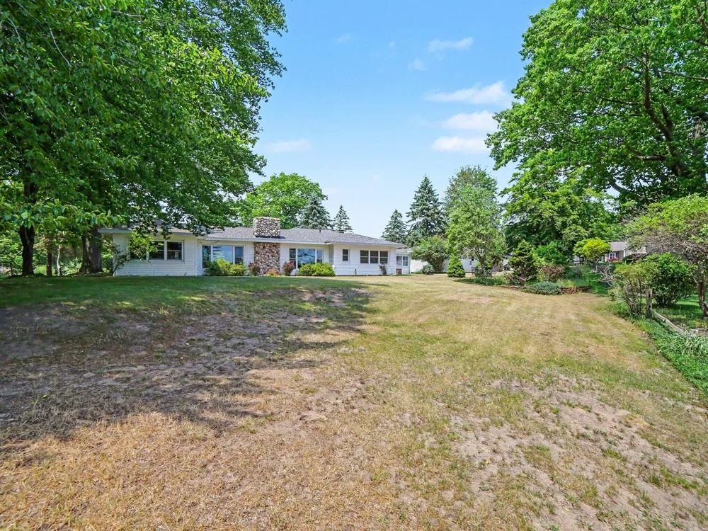 1358 Lakeshore Drive Hamlin Township, MI 49431