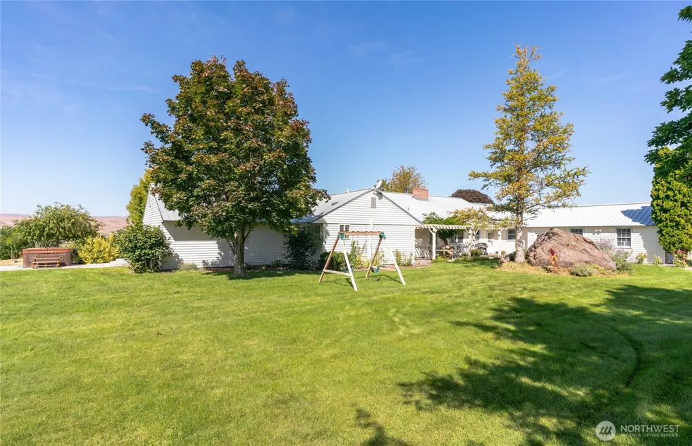 24635 Highway 243 S Mattawa, WA 99349