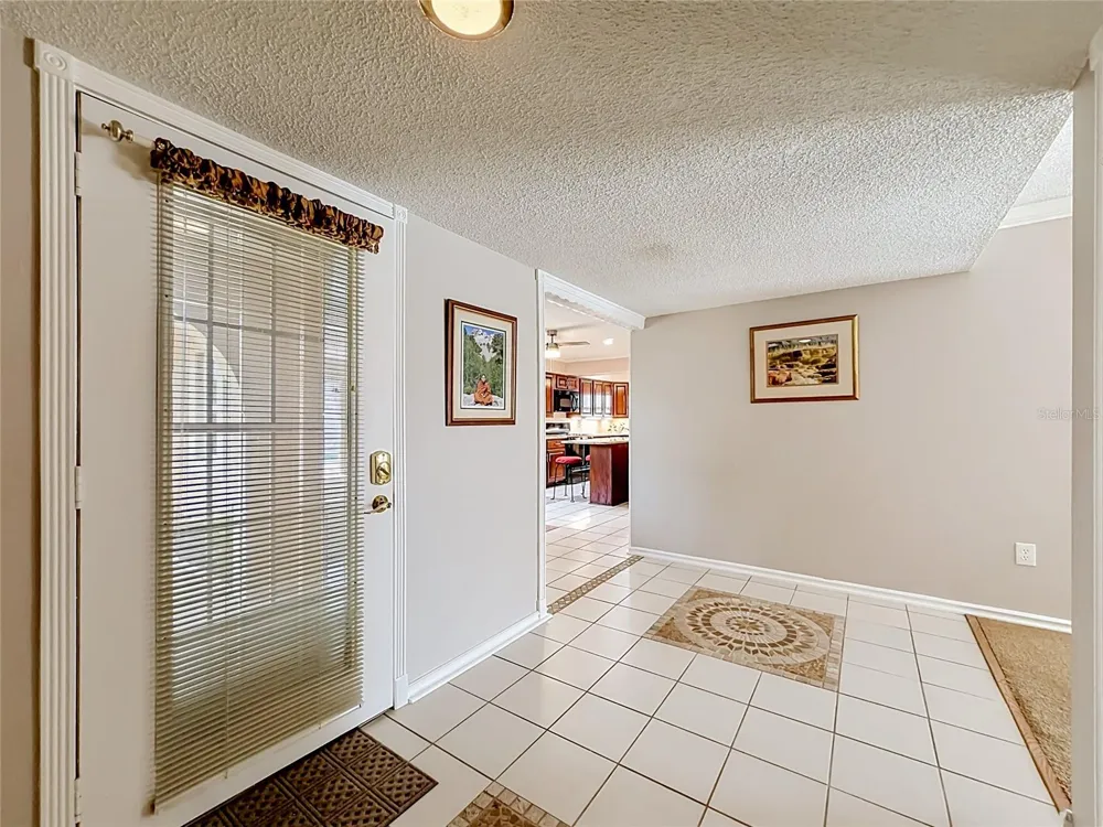5020 THE OAKS CIRCLE Orlando, FL 32809