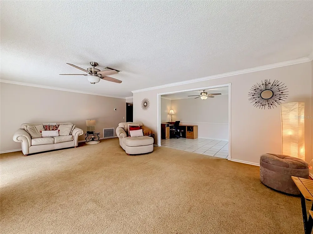 5020 THE OAKS CIRCLE Orlando, FL 32809