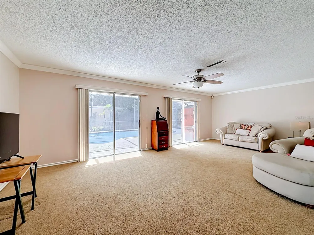 5020 THE OAKS CIRCLE Orlando, FL 32809