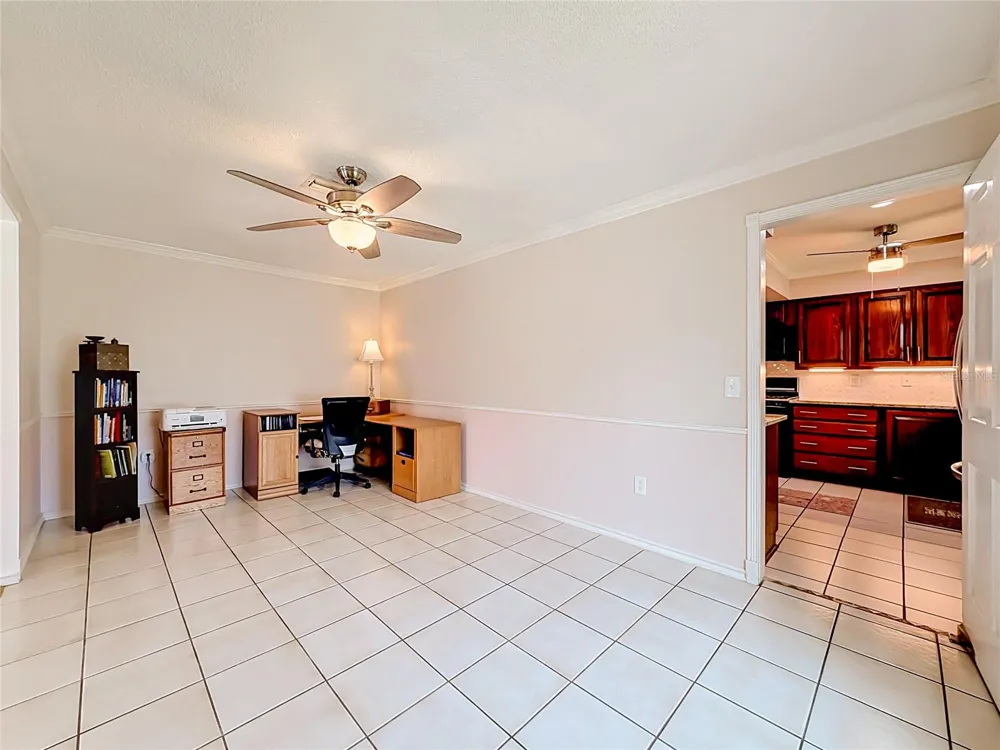 5020 THE OAKS CIRCLE Orlando, FL 32809